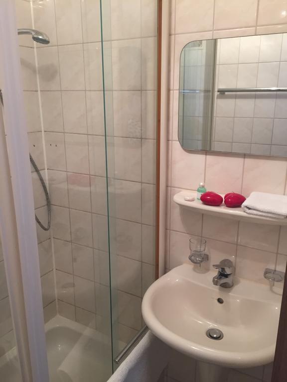 Motels21 Sersheim Oda fotoğraf
